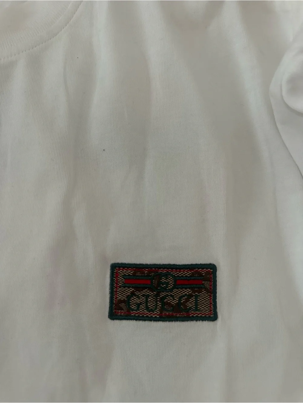 Gucci White Short Sleeve T-Shirt with Small Logo Patch